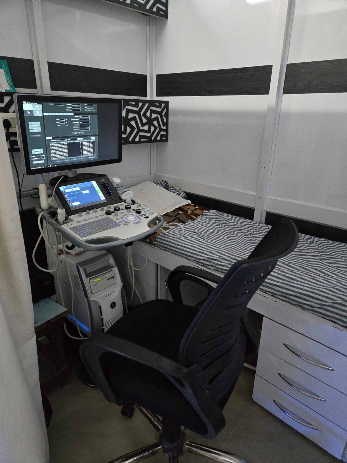 Mohit Diagnostic Centre
